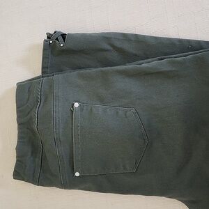 Avenue Denim Women's Olive Green Pull-On, Elastic Waist Capris, Size 14/16
